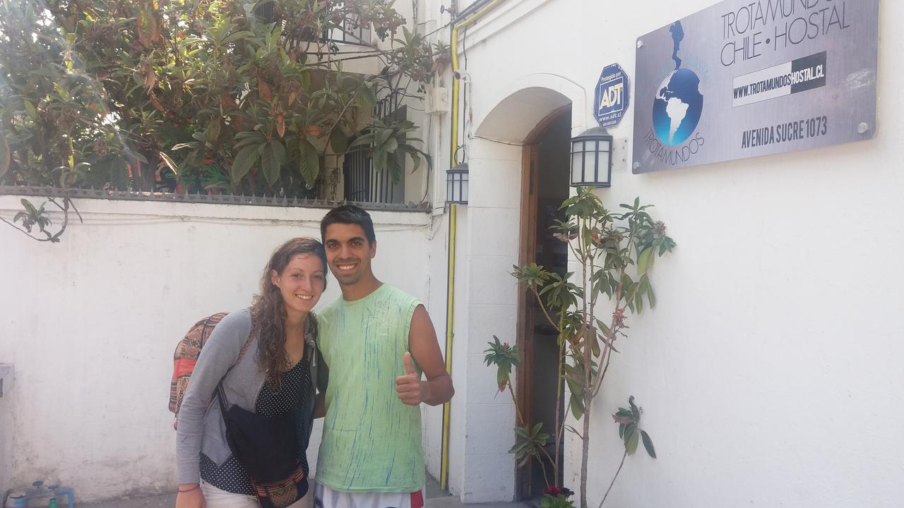Trotamundos Hostal Сантяго Екстериор снимка